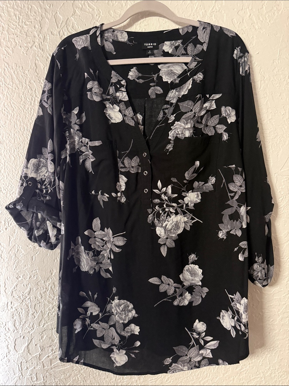 torrid Black Floral Henley Blouse